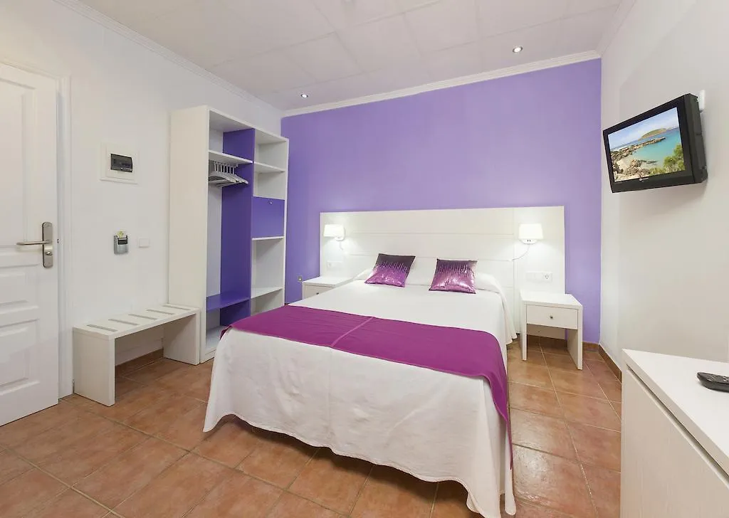 Hostal Adelino Hotel Sant Antoni de Portmany 0*,